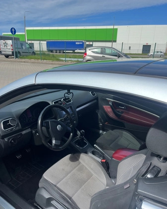 Volkswagen Eos cena 15500 przebieg: 221000, rok produkcji 2006 z Gdynia małe 92